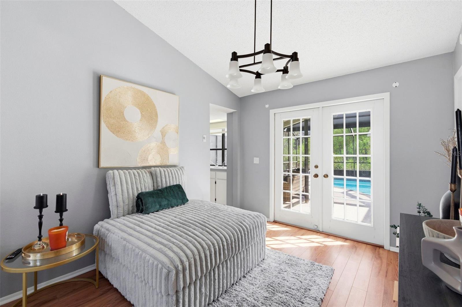 Image 19 of 70 For 9108 Tournament Drive