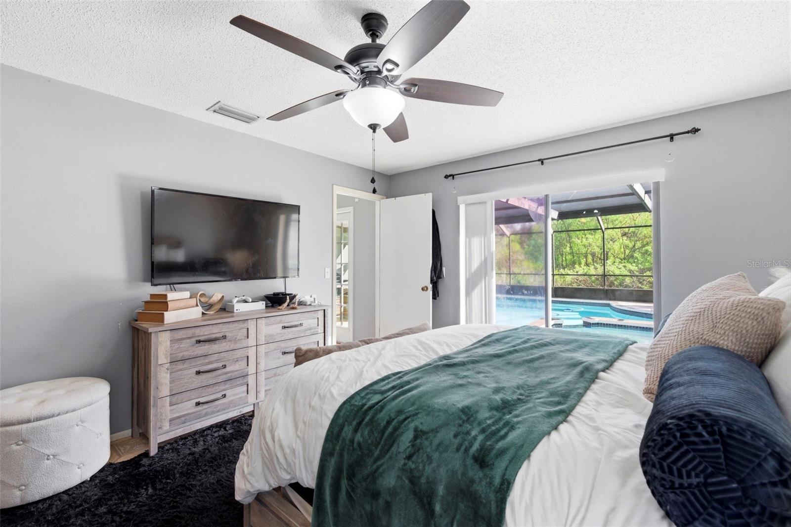 Image 36 of 70 For 9108 Tournament Drive