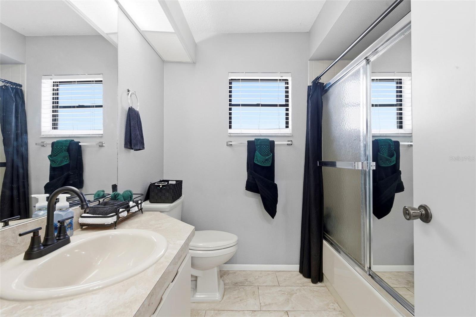 Image 44 of 70 For 9108 Tournament Drive