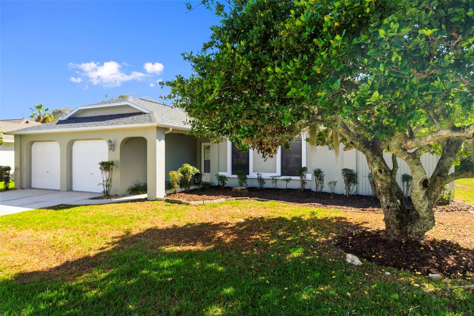 Image 5 of 70 For 9108 Tournament Drive