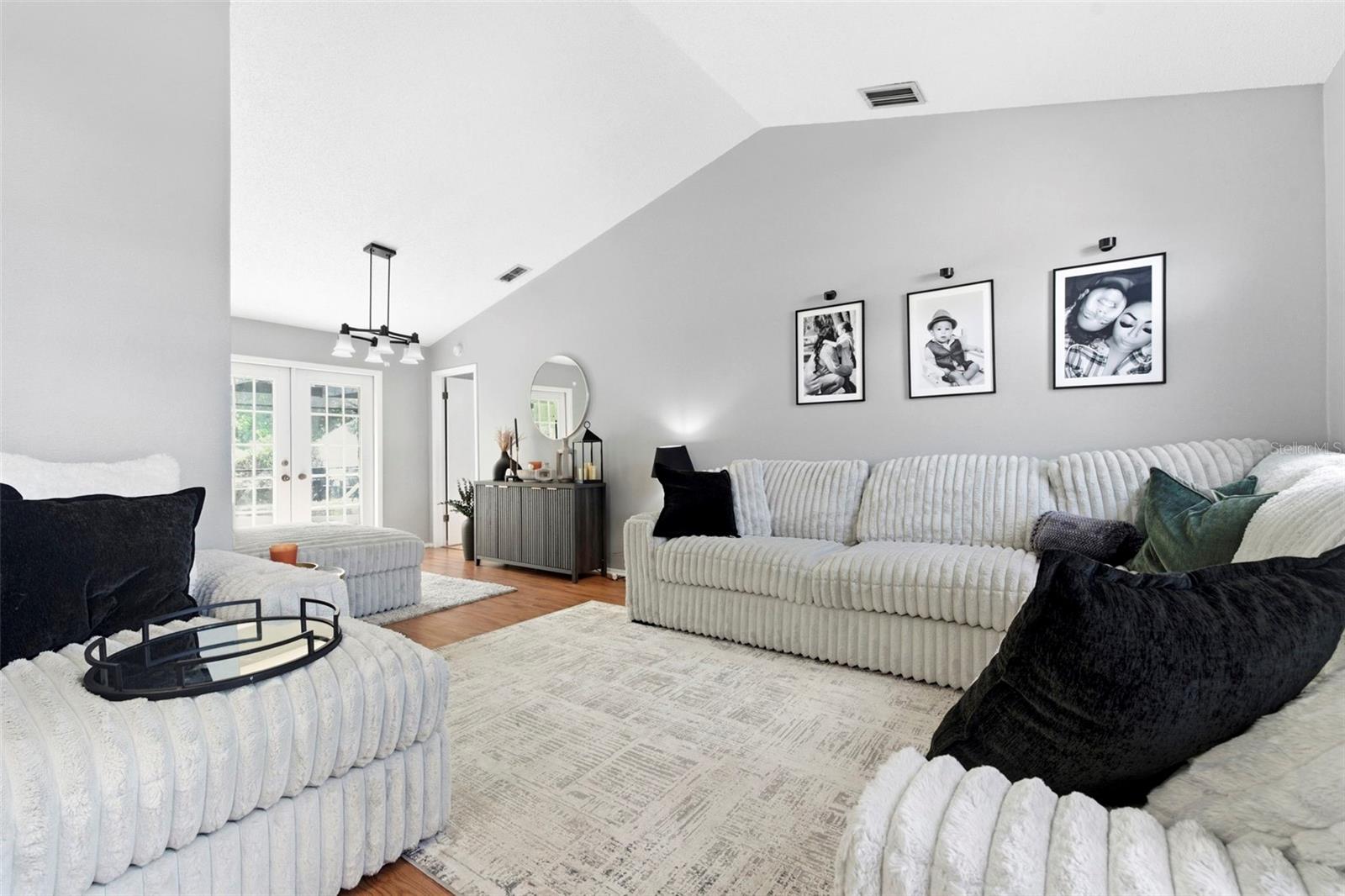 Image 8 of 70 For 9108 Tournament Drive