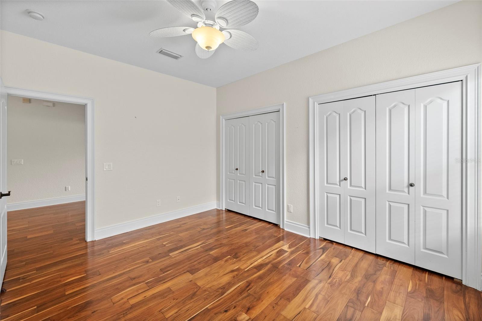 Image 28 of 39 For 2807 Sitios Street