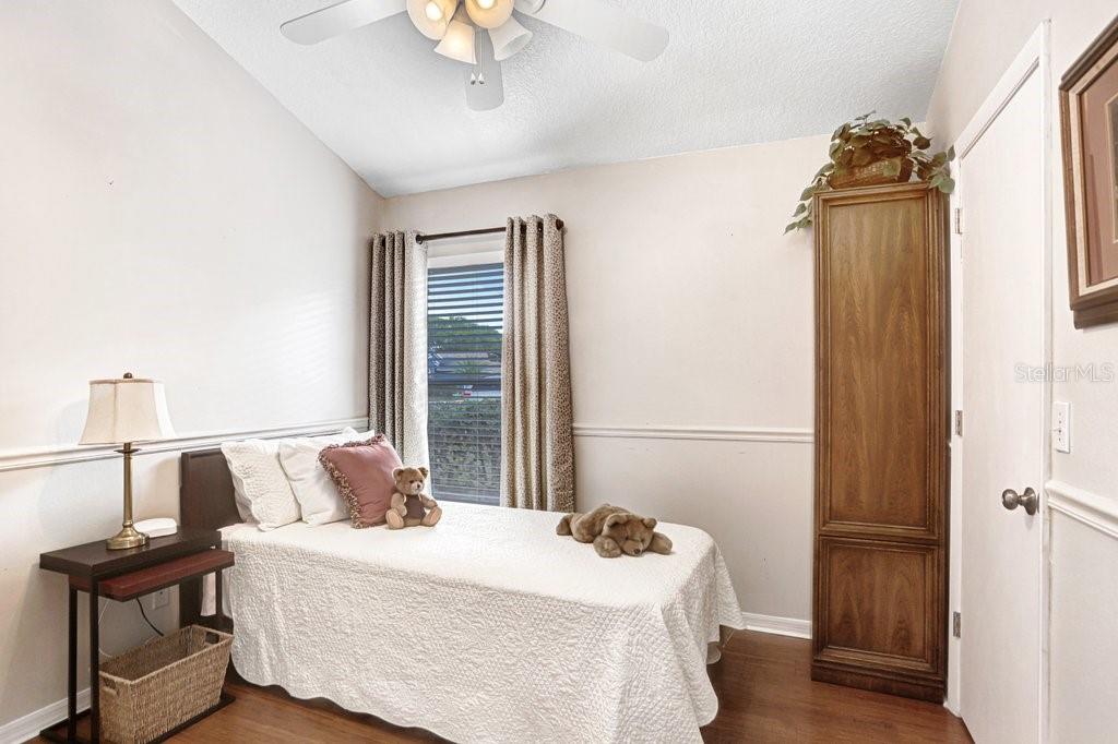 Image 15 of 32 For 28912 Burke Mill Place