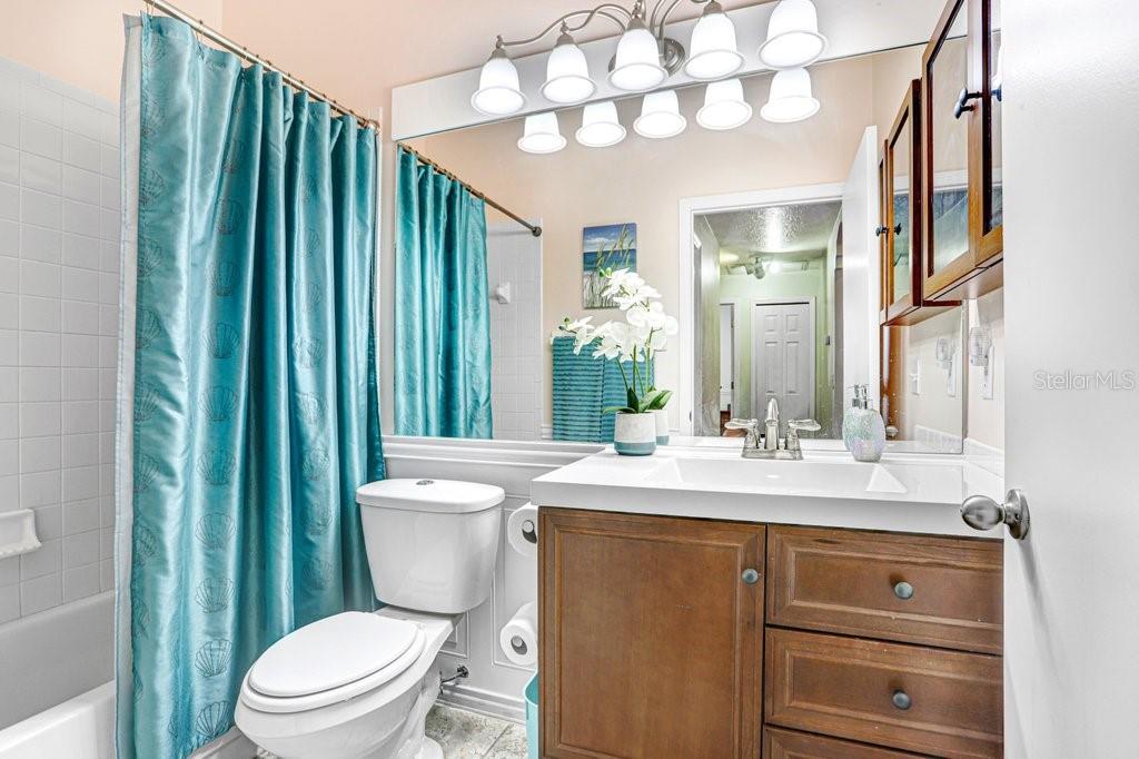 Image 16 of 32 For 28912 Burke Mill Place