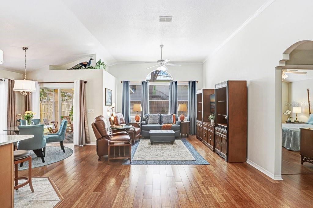 Image 7 of 32 For 28912 Burke Mill Place