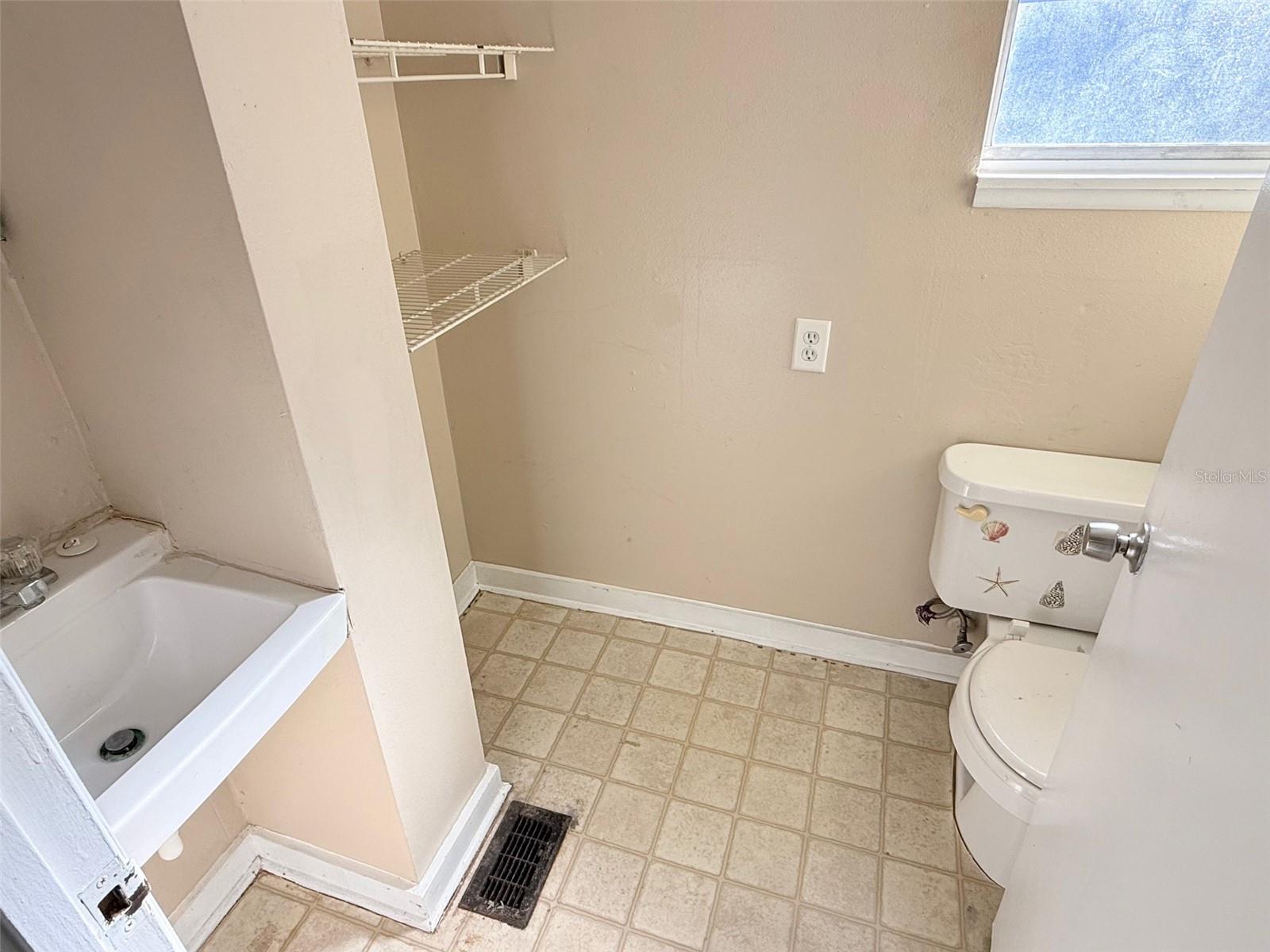 Image 15 of 26 For 2609 4th Street S