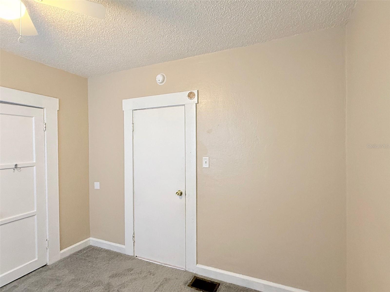 Image 17 of 26 For 2609 4th Street S