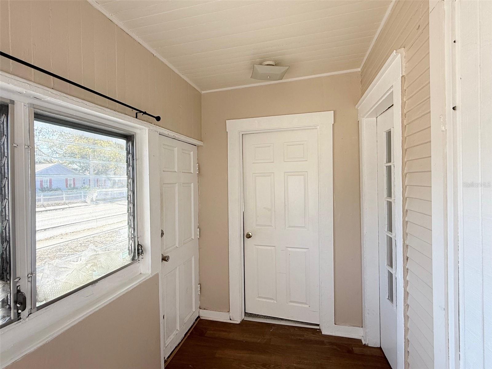 Image 23 of 26 For 2609 4th Street S