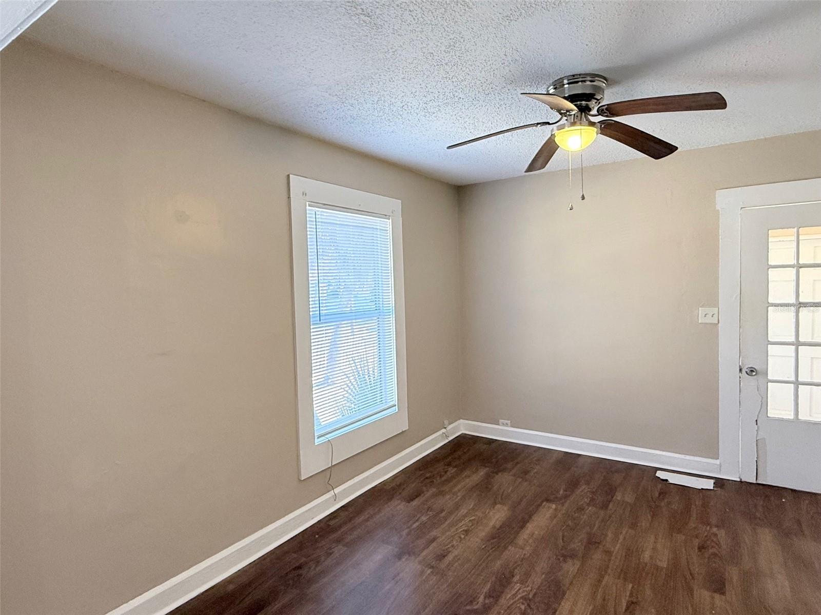 Image 4 of 26 For 2609 4th Street S