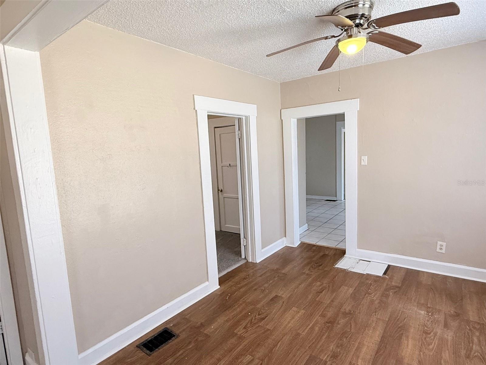 Image 6 of 26 For 2609 4th Street S