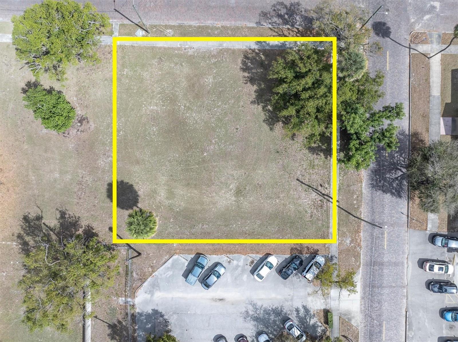 Listing photo id 9 for 1802 Mitchell Avenue