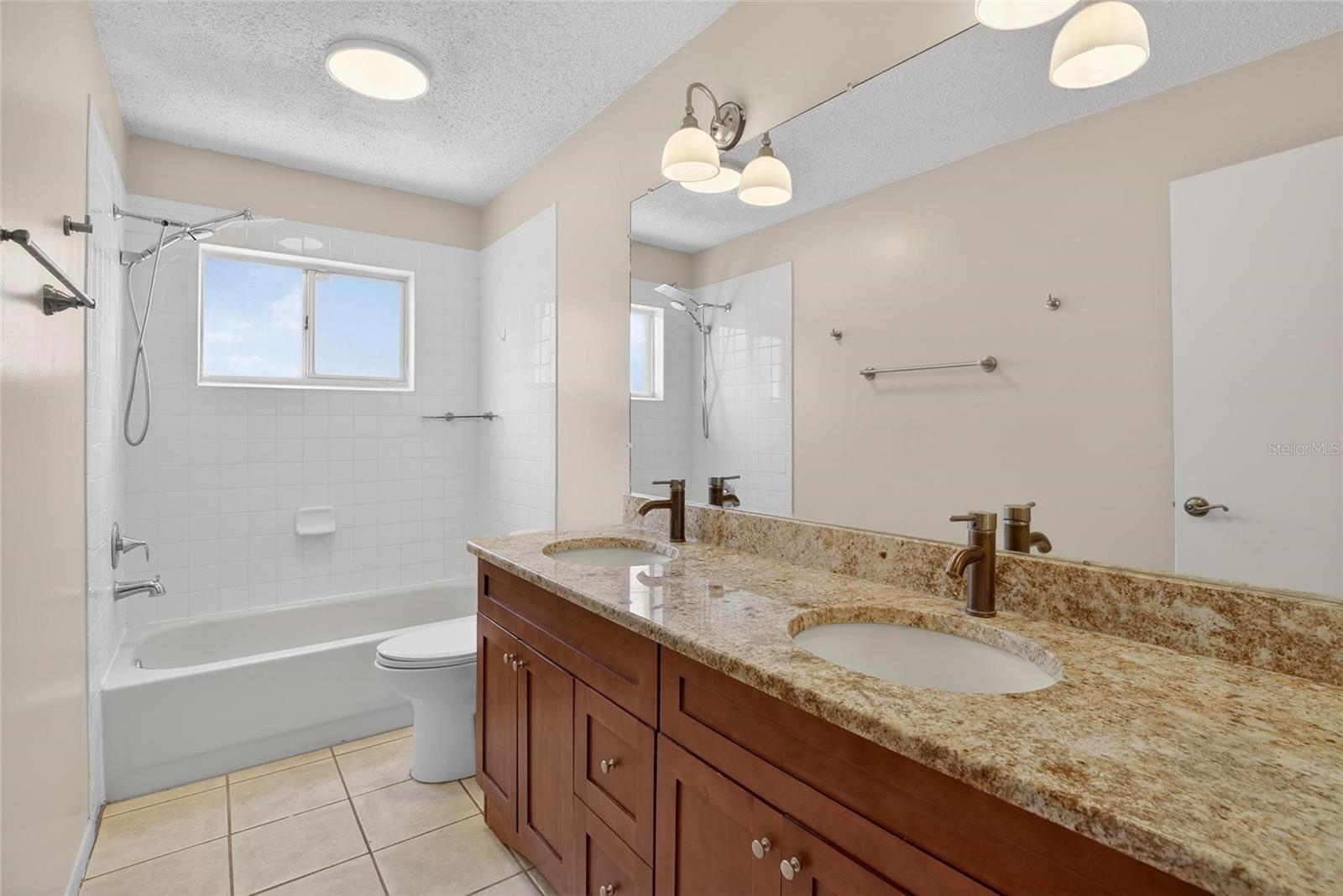 Image 22 of 63 For 2043 Shadow Pine Drive