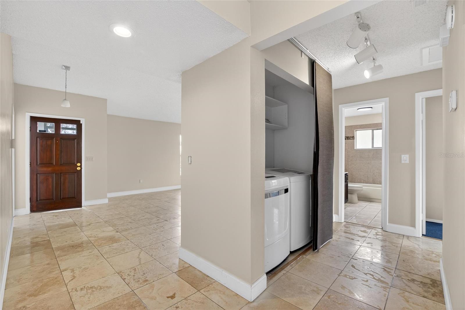 Image 25 of 63 For 2043 Shadow Pine Drive