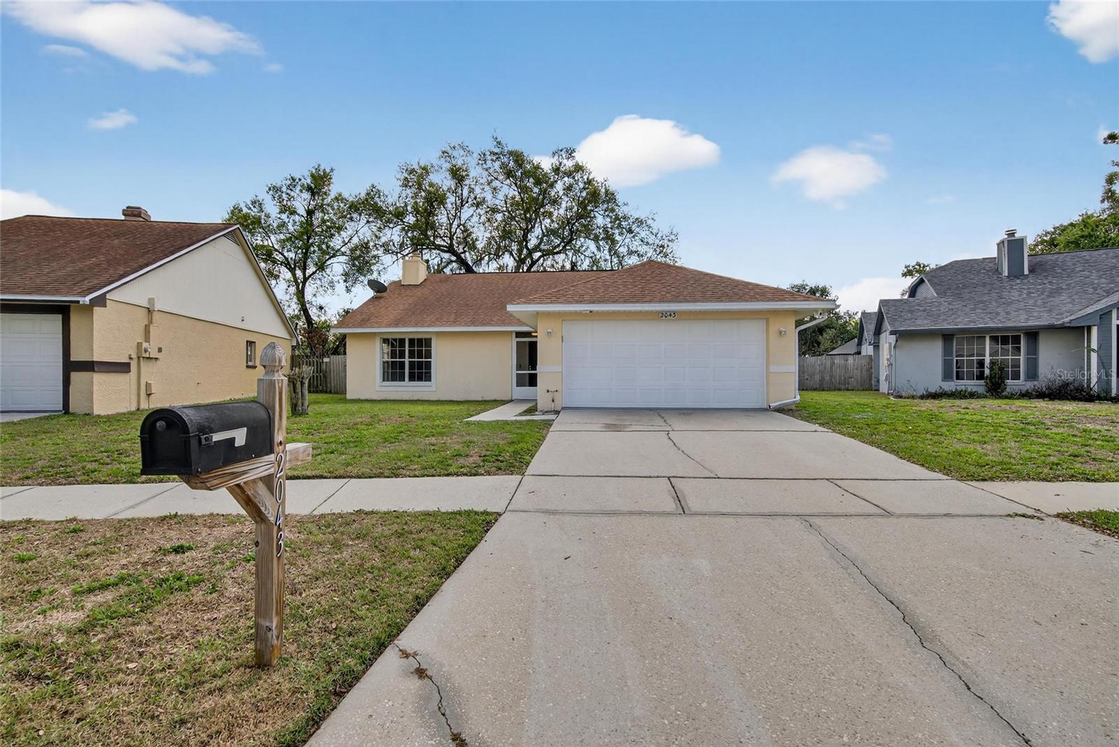 Image 37 of 63 For 2043 Shadow Pine Drive