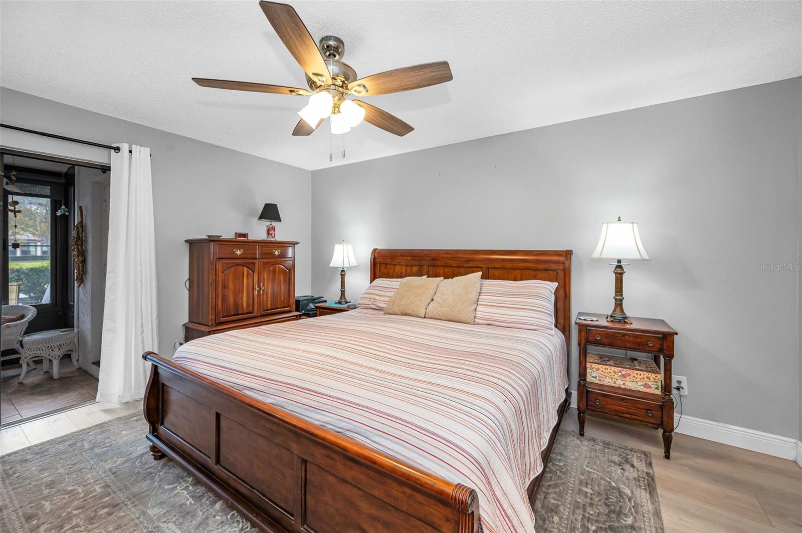 Image 15 of 42 For 190 James Court