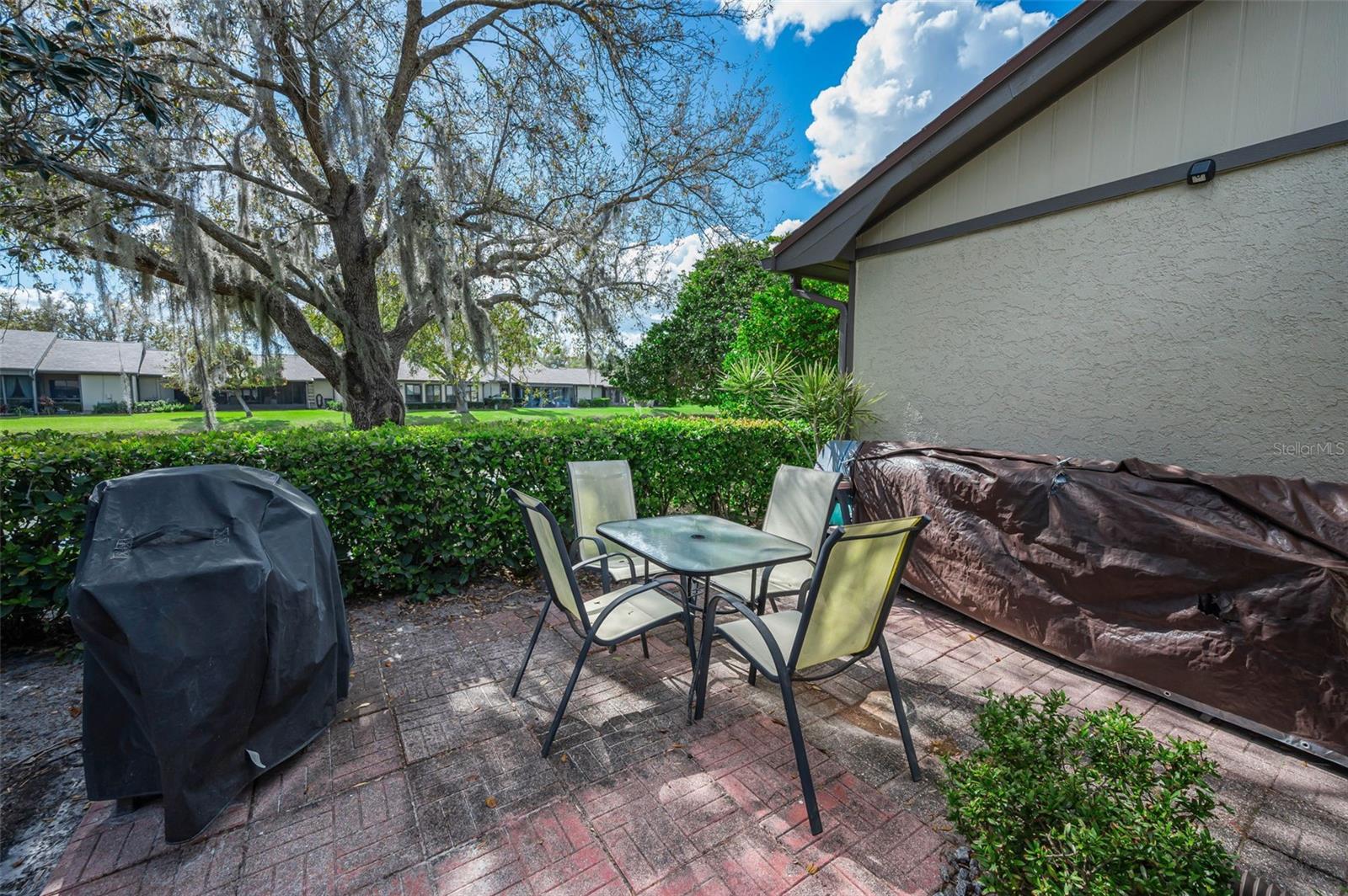 Image 32 of 42 For 190 James Court