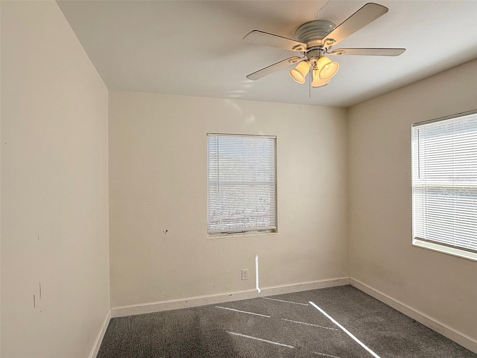 Image 10 of 31 For 1543 43rd Street S