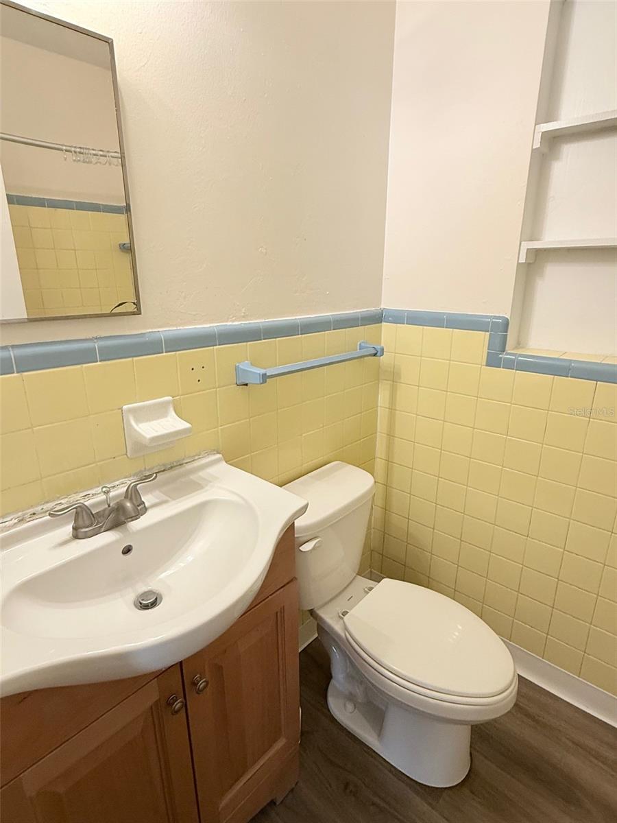 Image 18 of 31 For 1543 43rd Street S