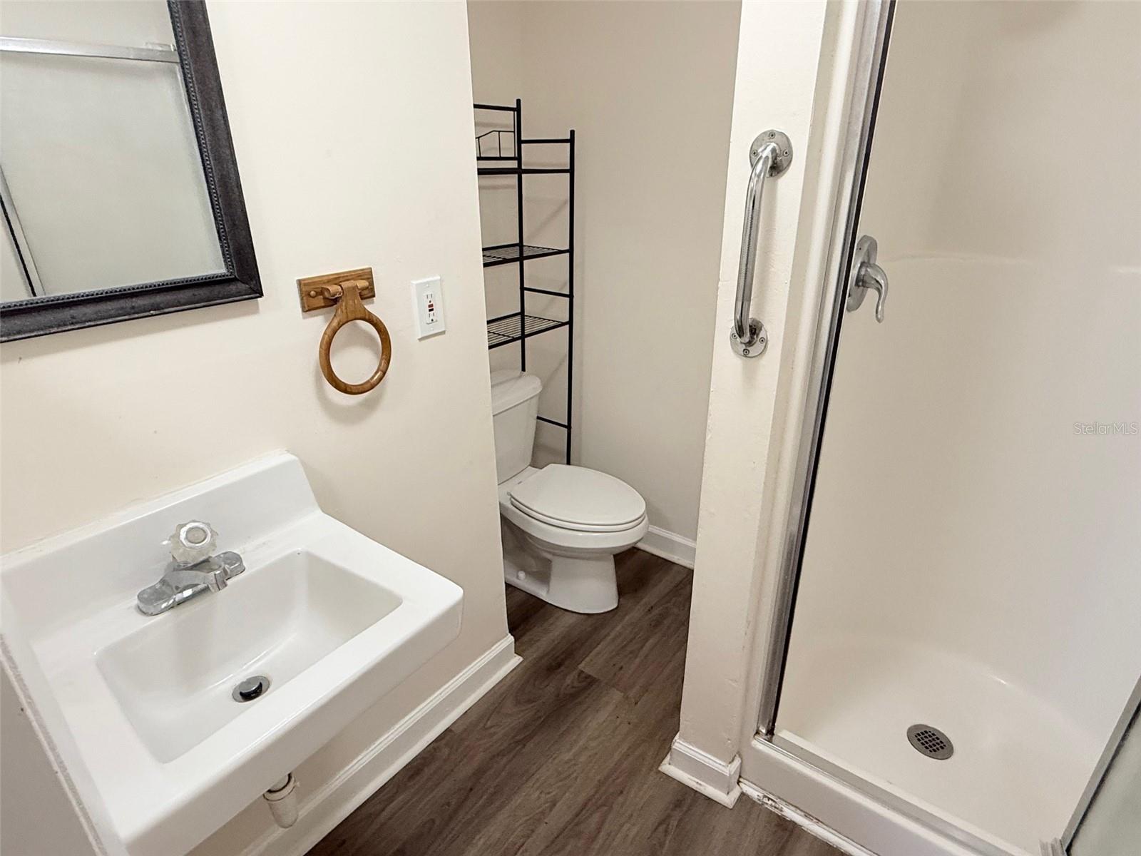 Image 28 of 31 For 1543 43rd Street S