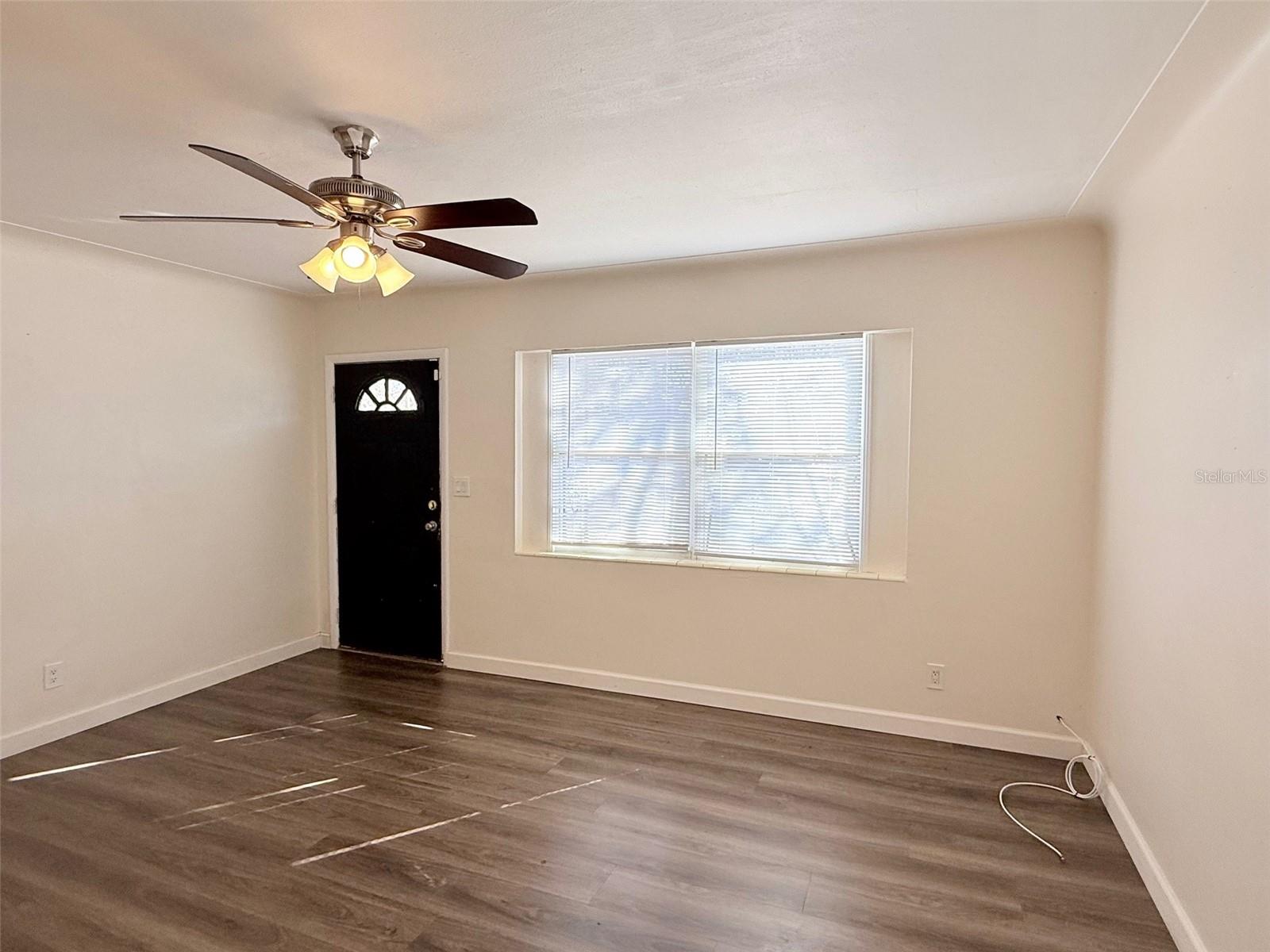 Image 4 of 31 For 1543 43rd Street S