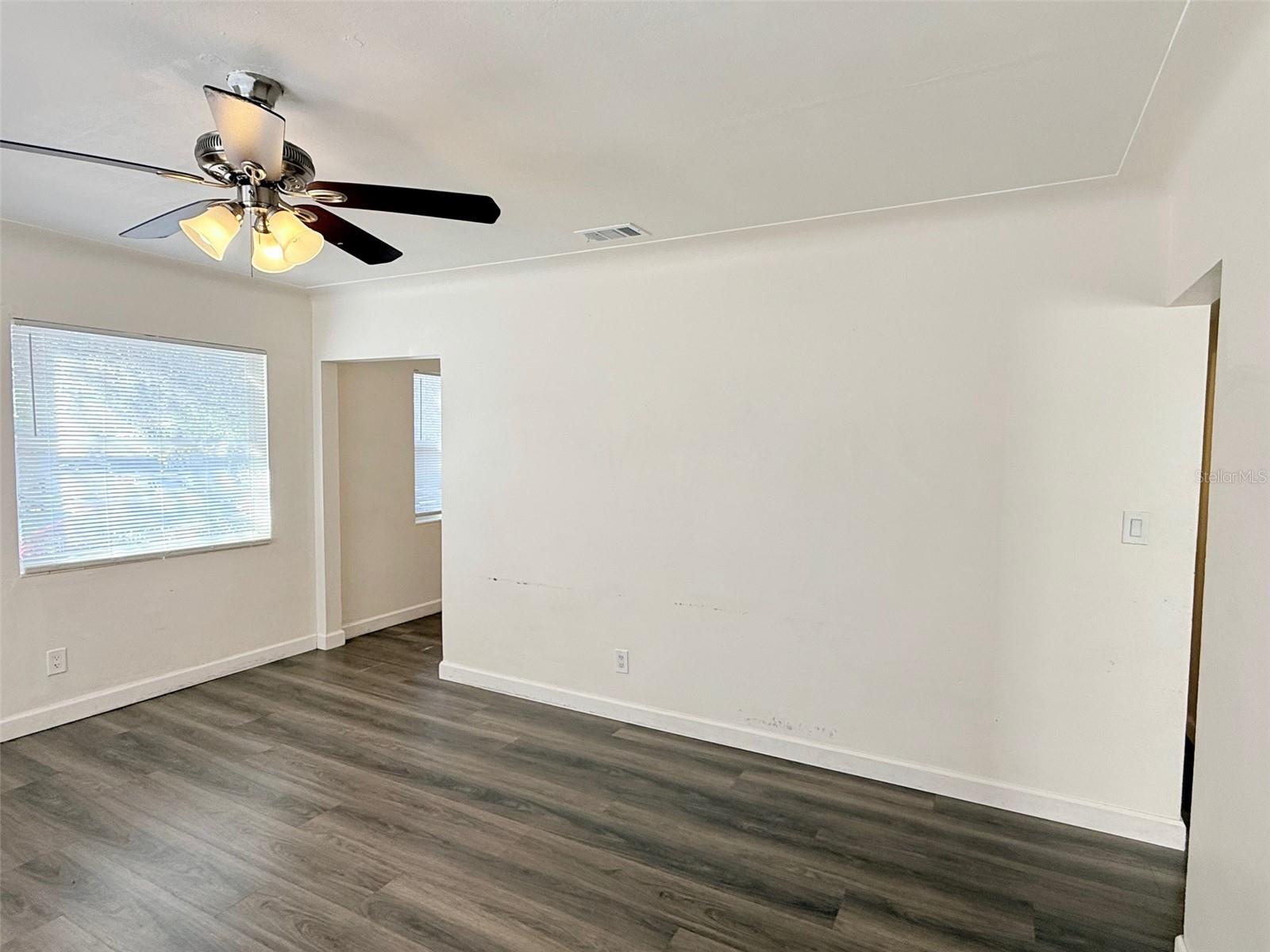 Image 5 of 31 For 1543 43rd Street S