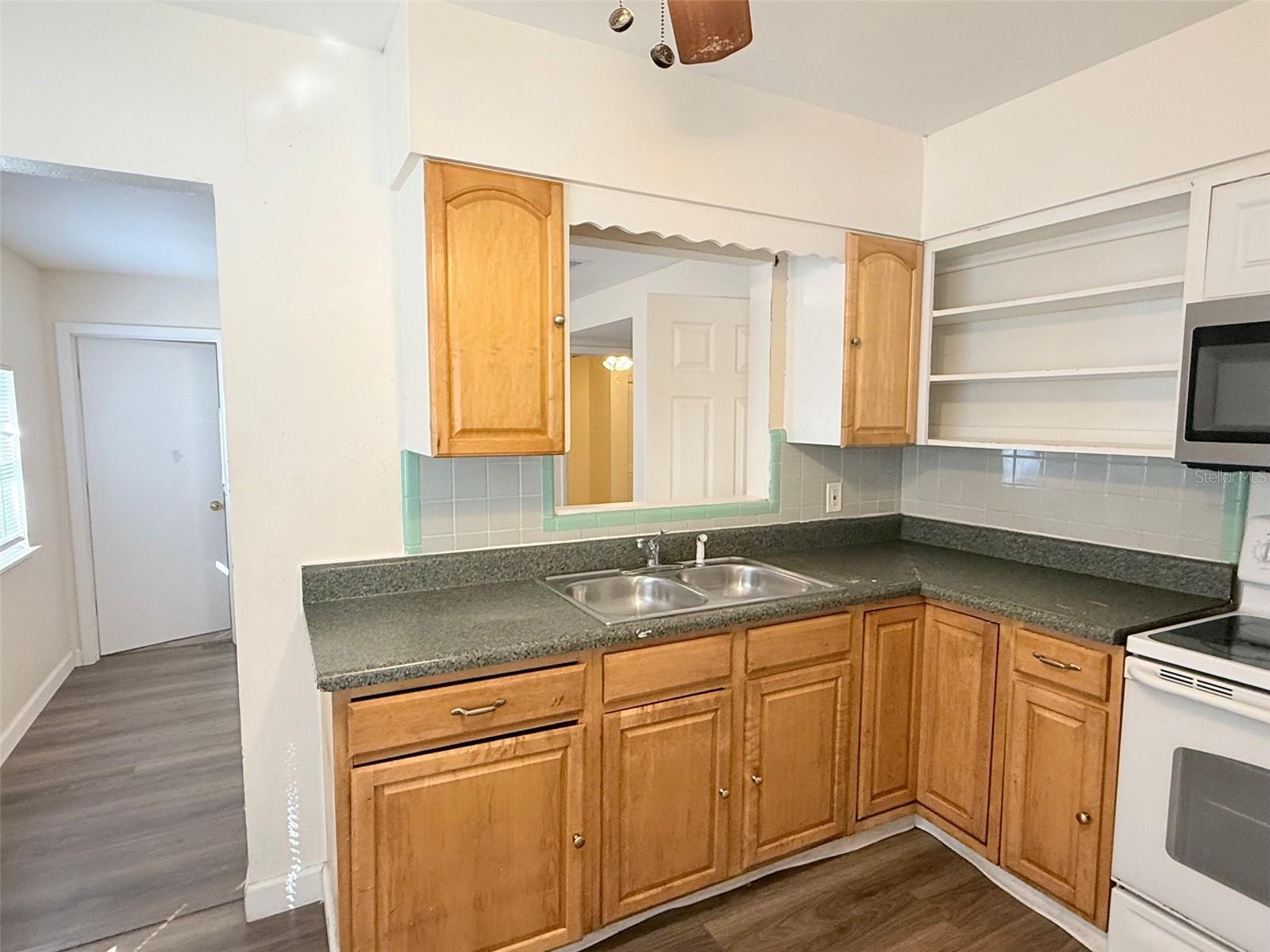 Image 7 of 31 For 1543 43rd Street S