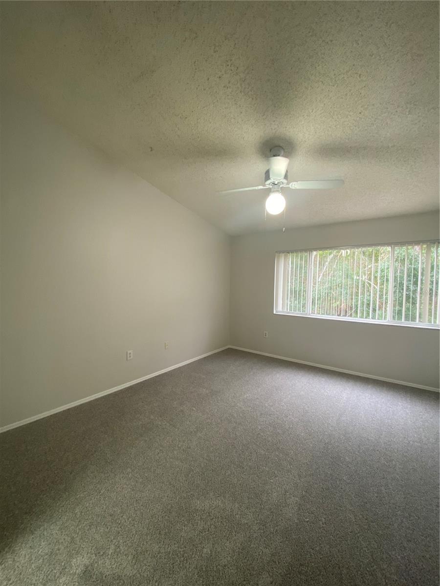 Image 13 of 25 For 8547 Hunters Key Cir