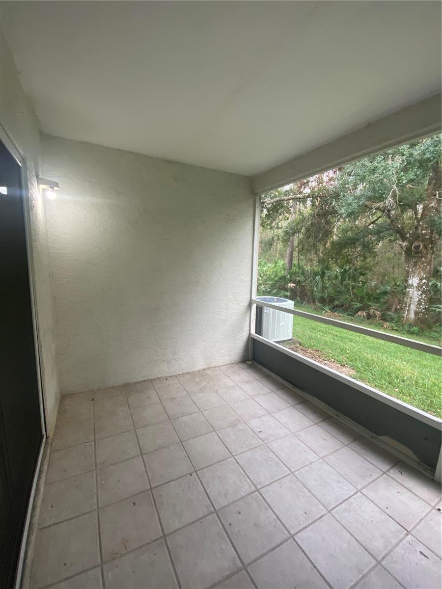 Image 23 of 25 For 8547 Hunters Key Cir