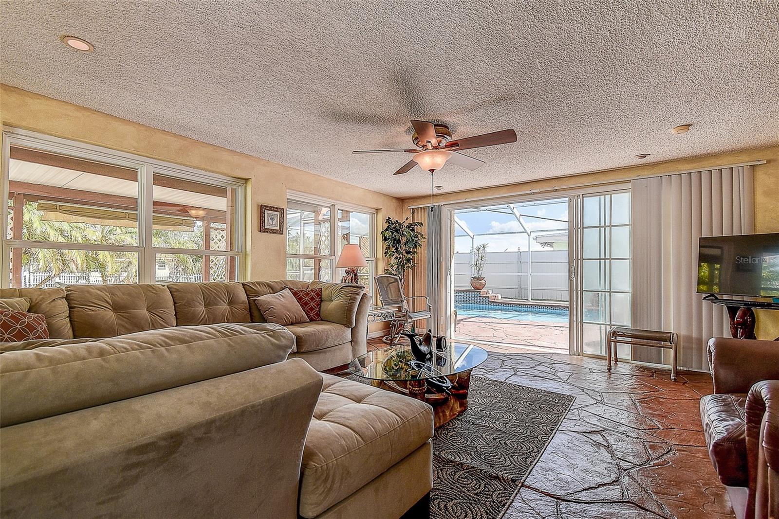 Image 28 of 47 For 13706 Britton Drive