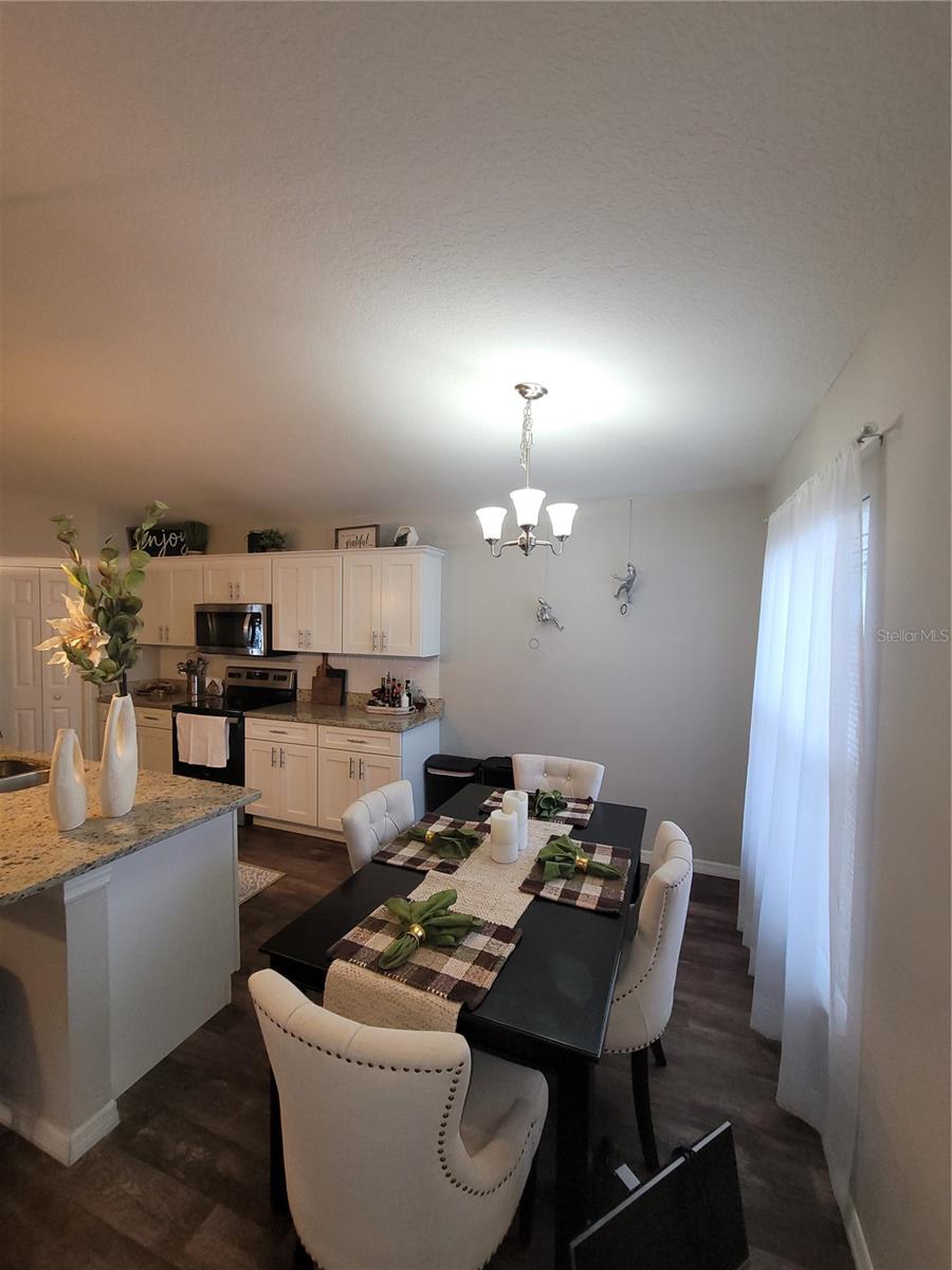 Image 12 of 64 For 22803 Richardson Lane