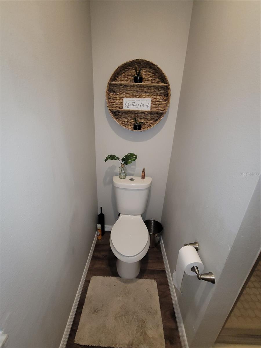 Image 29 of 64 For 22803 Richardson Lane