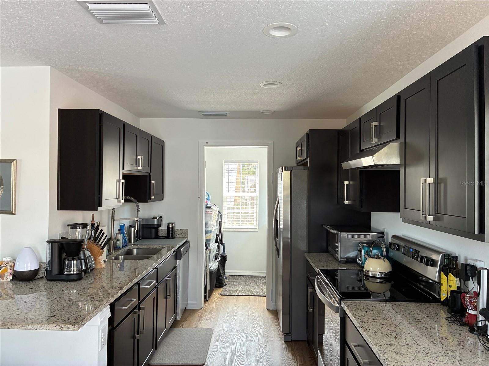 Image 11 of 15 For 2651 1-2 Bayside Drive S