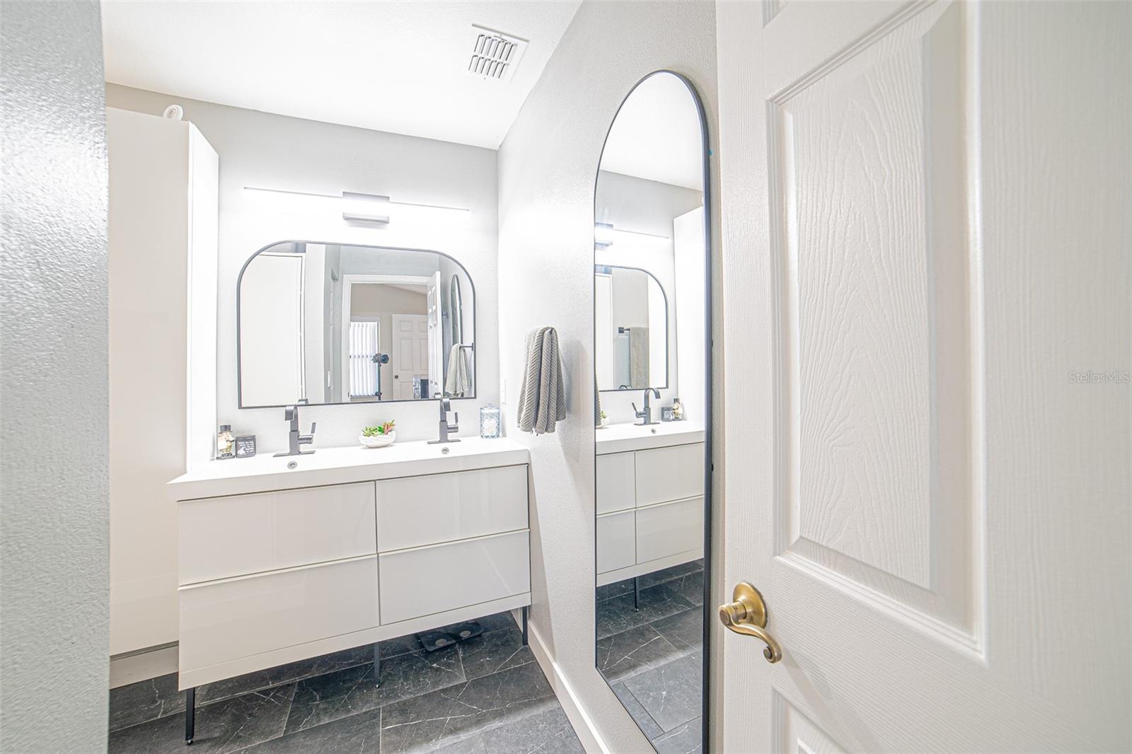 Image 12 of 29 For 1106 Windhorst Ridge Drive