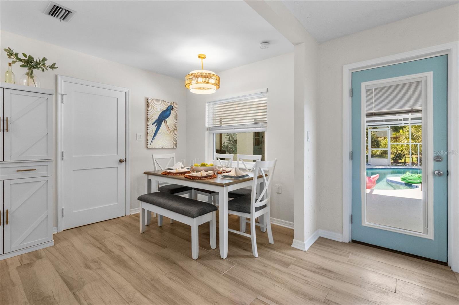 Image 11 of 61 For 4665 Woodland Drive