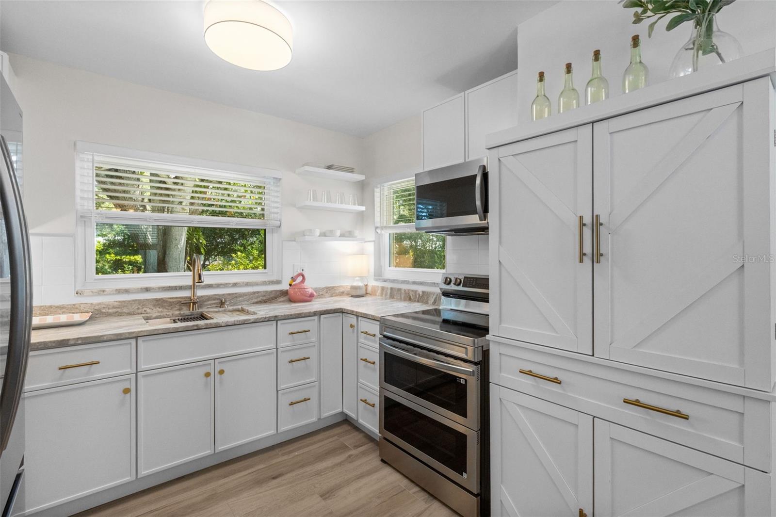 Image 17 of 61 For 4665 Woodland Drive