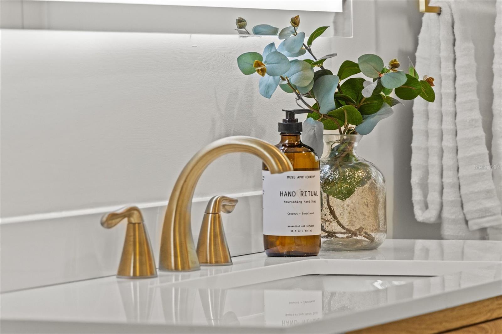 Image 25 of 61 For 4665 Woodland Drive