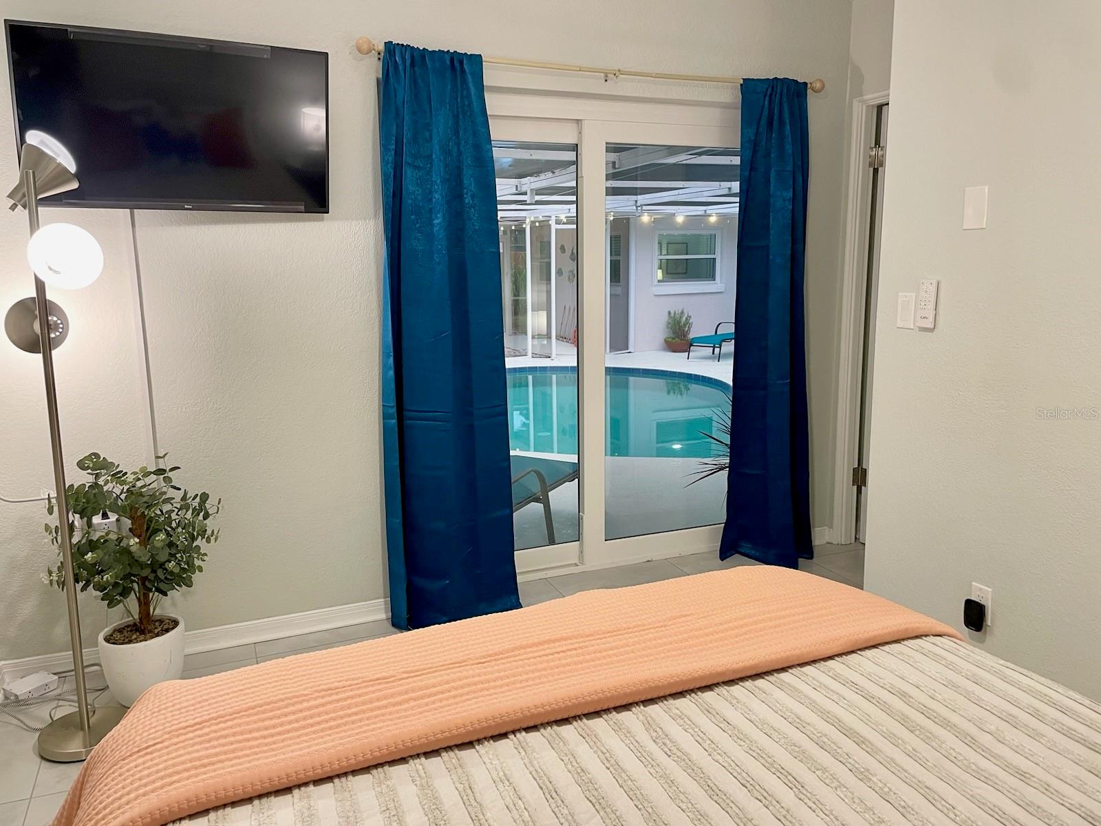 Image 34 of 61 For 4665 Woodland Drive