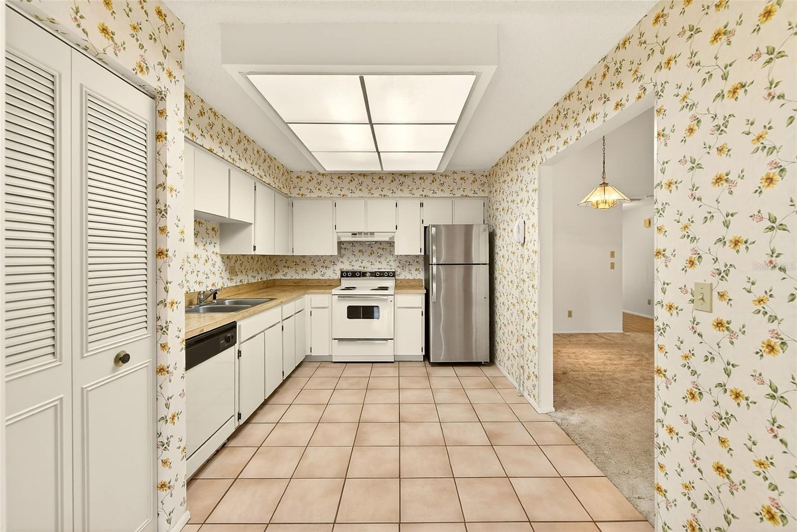 Image 11 of 26 For 3934 Shoreside Circle