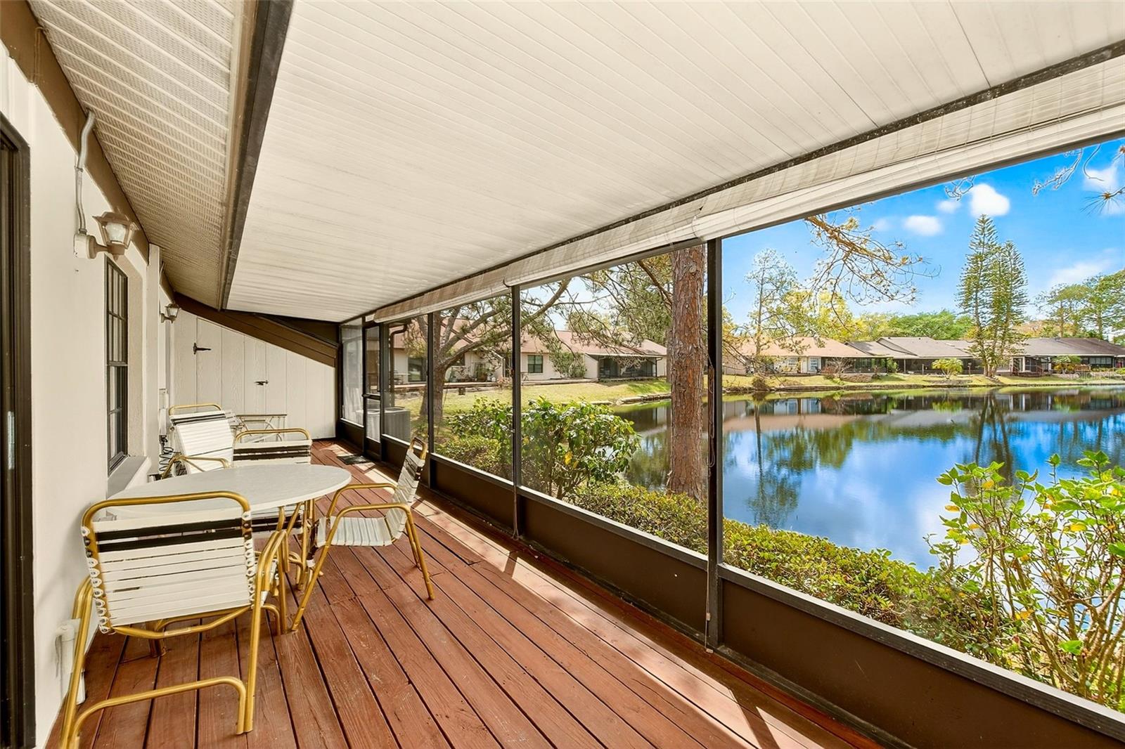 Image 20 of 26 For 3934 Shoreside Circle