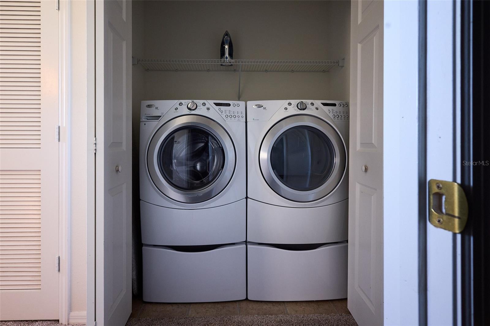 Listing photo id 21 for 2016 Sunset Meadow Drive