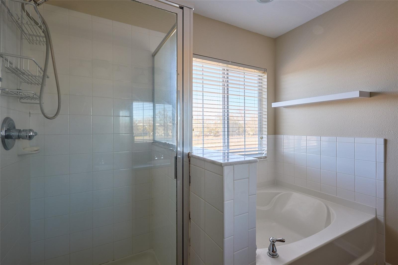 Listing photo id 25 for 2016 Sunset Meadow Drive