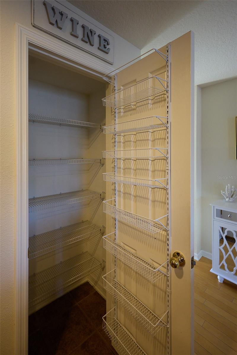 Listing photo id 31 for 2016 Sunset Meadow Drive