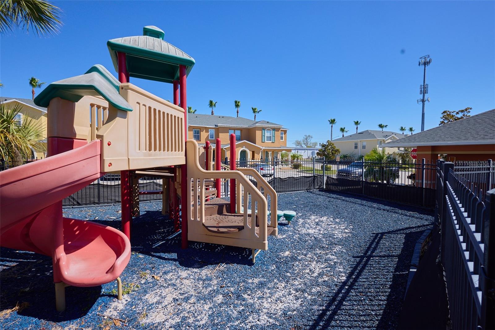 Listing photo id 36 for 2016 Sunset Meadow Drive