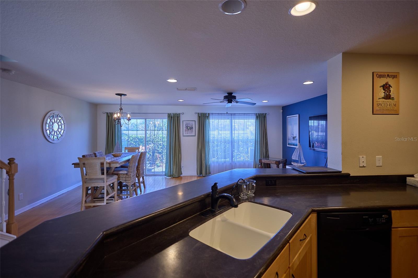 Listing photo id 5 for 2016 Sunset Meadow Drive