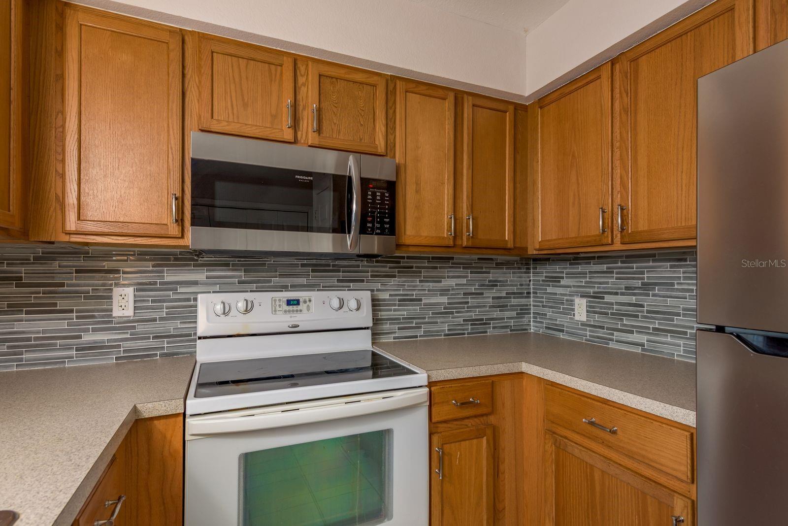 Image 15 of 40 For 37236 Embassy Park Lane 1