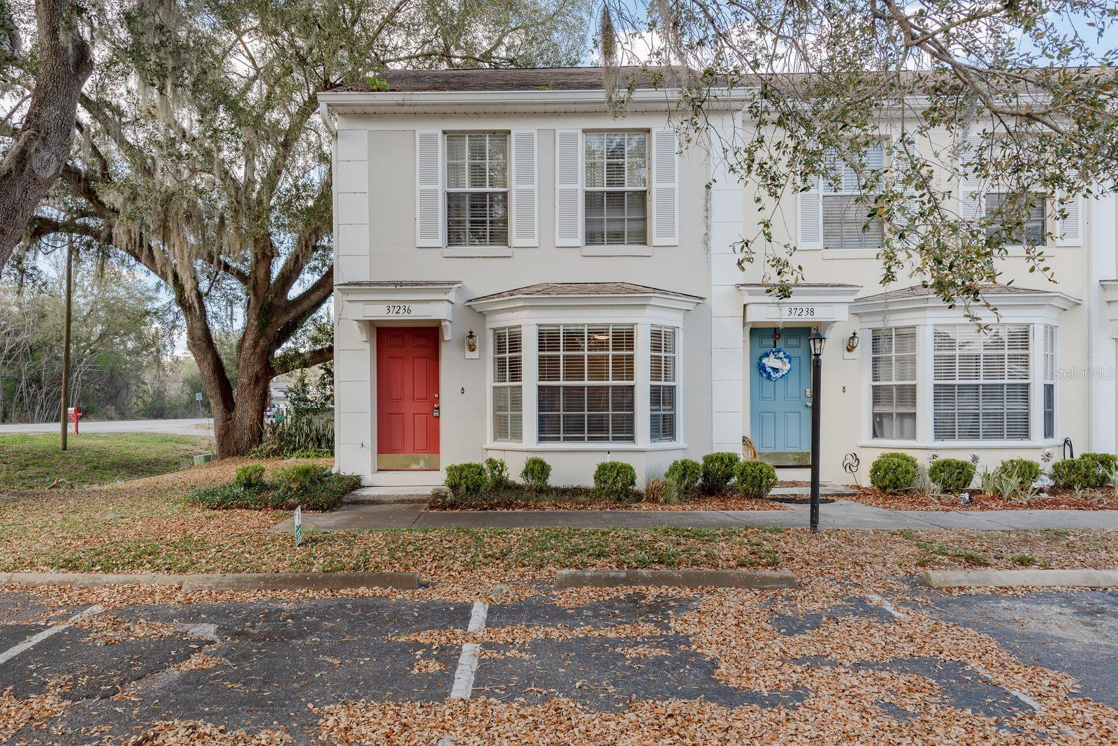 Image 2 of 40 For 37236 Embassy Park Lane 1