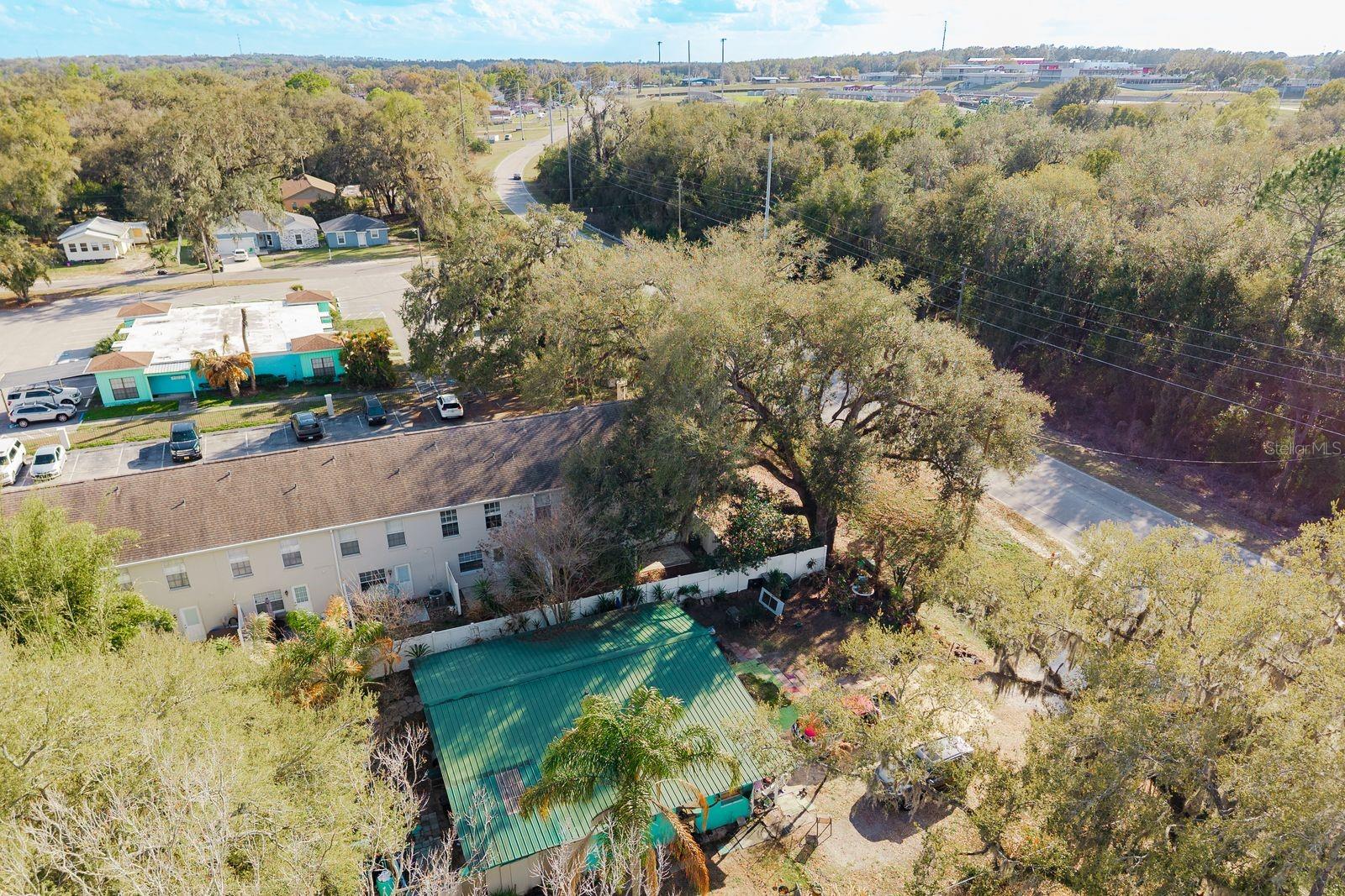 Image 34 of 40 For 37236 Embassy Park Lane 1