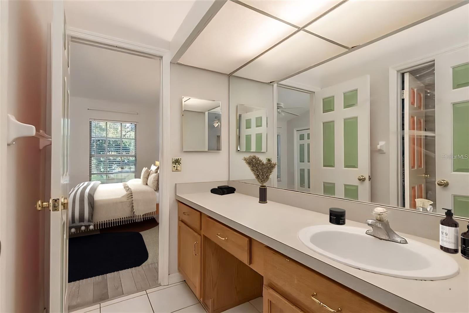 Image 40 of 40 For 37236 Embassy Park Lane 1