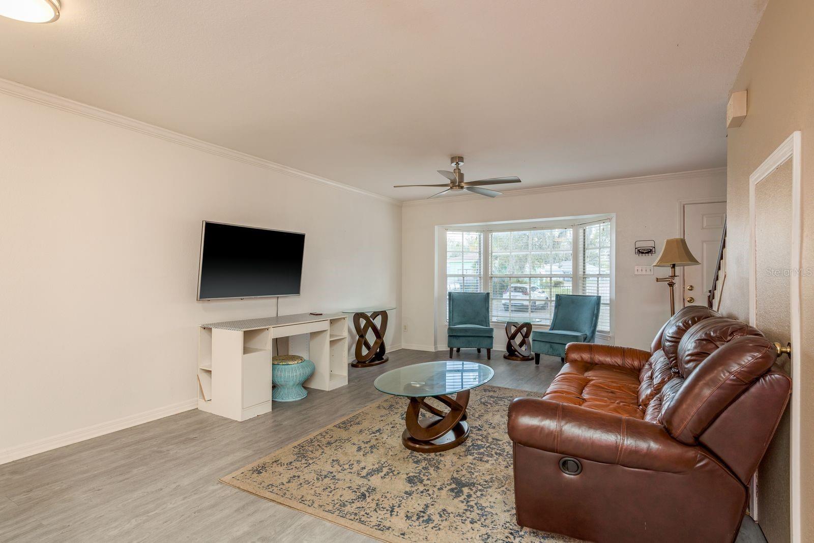 Image 8 of 40 For 37236 Embassy Park Lane 1