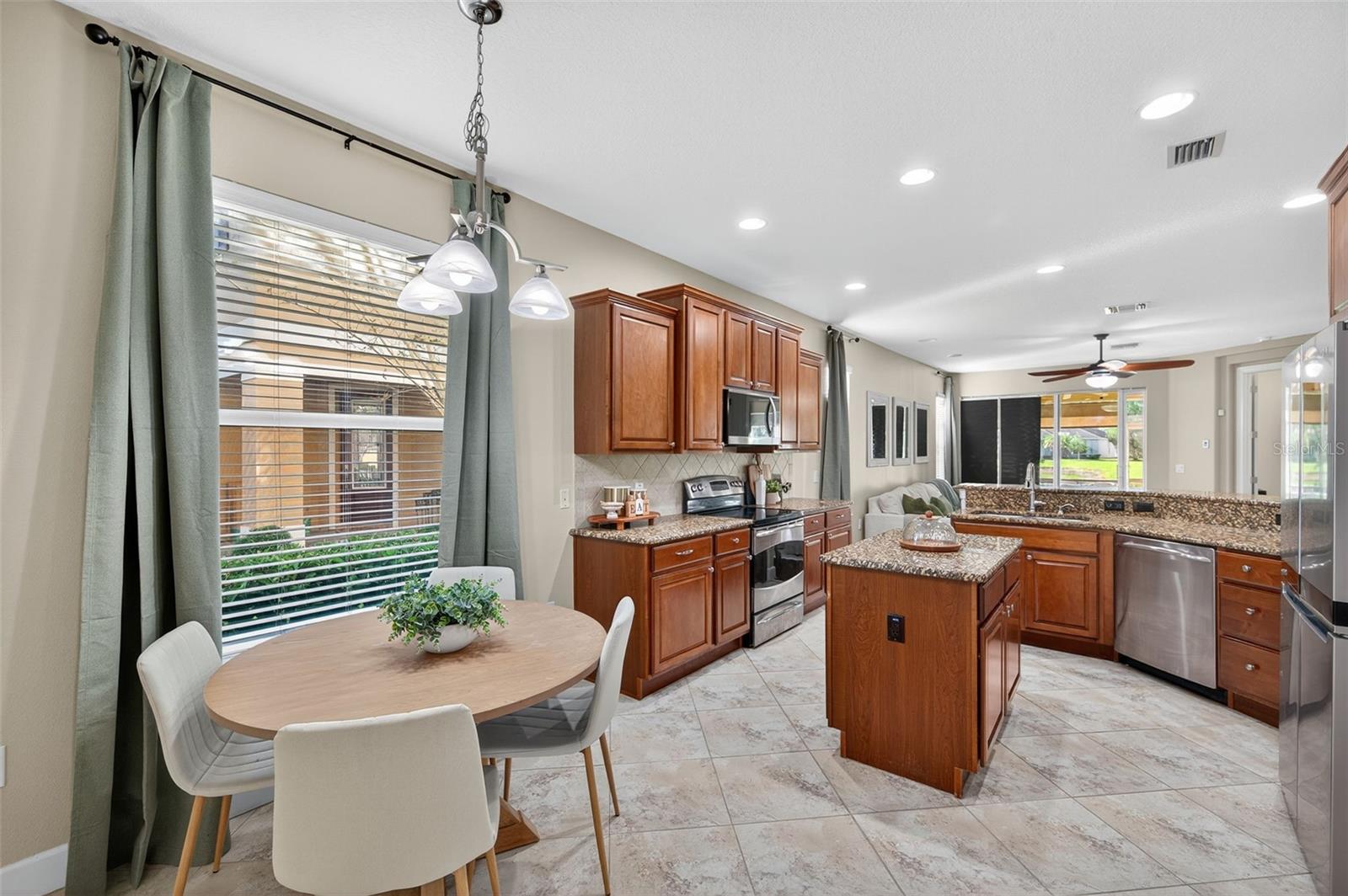 Image 15 of 63 For 7710 Tuscany Woods Drive